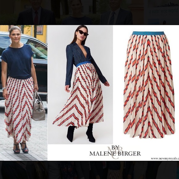 By Malene Birger Dresses & Skirts - By Malene Birger Red and White Pleated Skirt Size S
